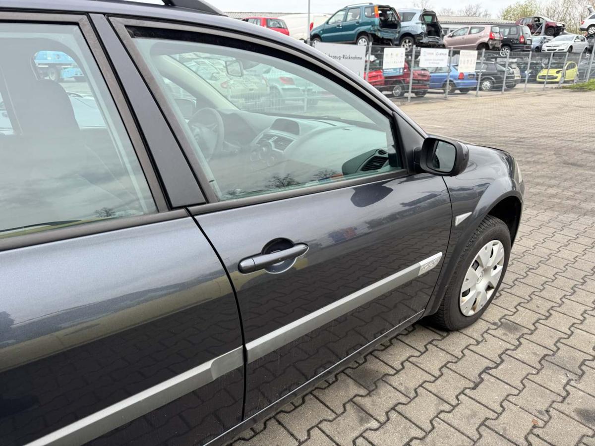 Renault Megane 2 original T&uuml;r vorn rechts TEB66 Graphitschwarz Rohbau Bj.2006